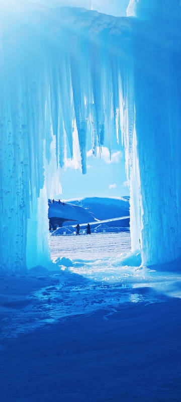 冰洞奇观图片