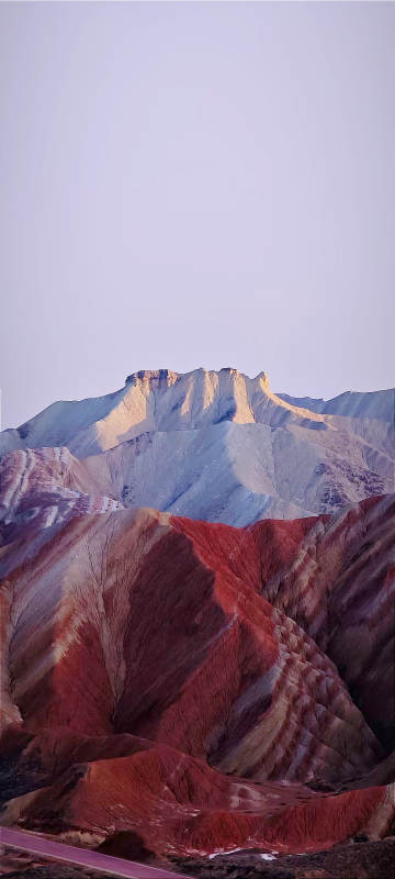 丹霞地貌的壮丽景观图片