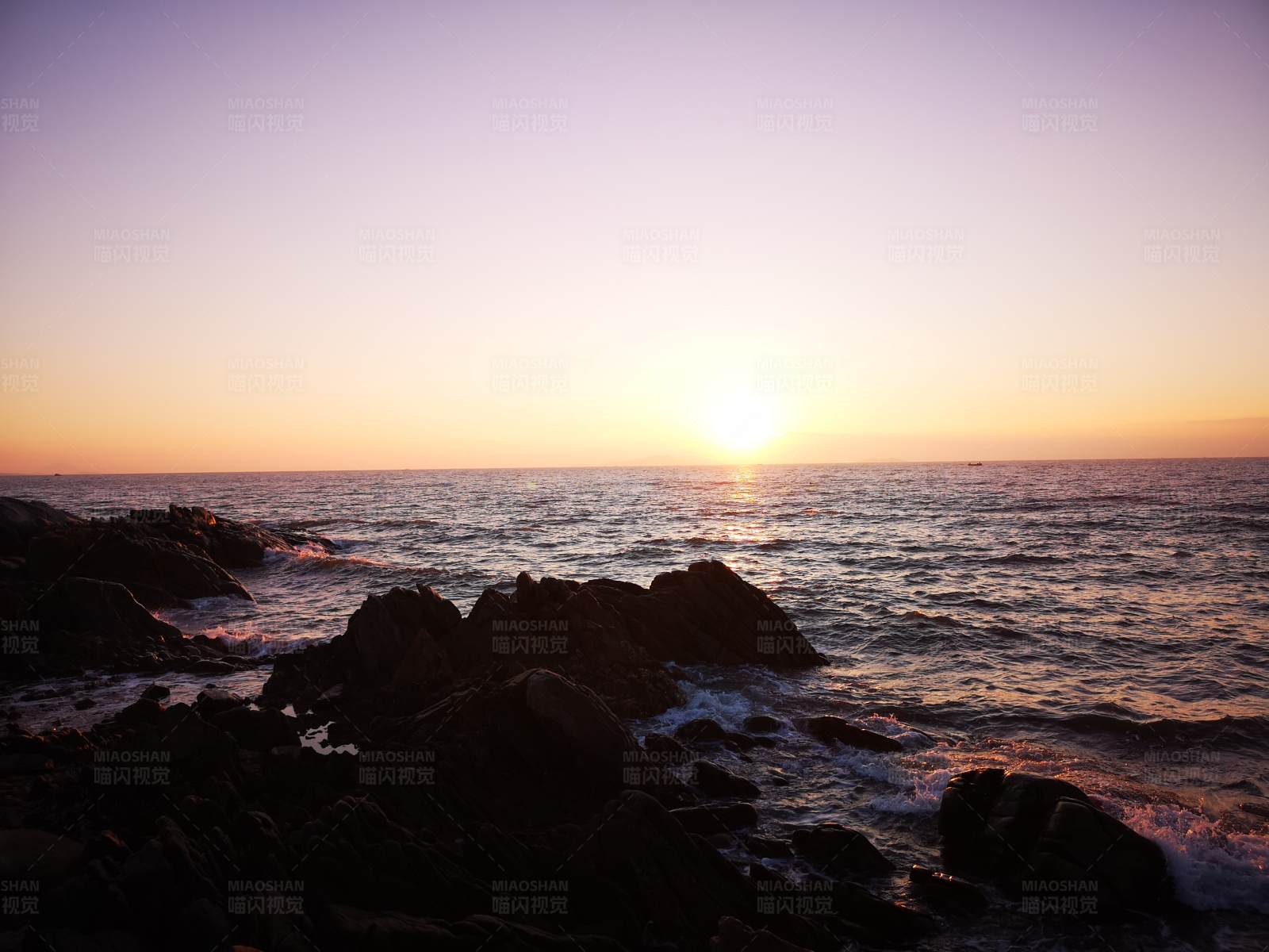 海边日落图片