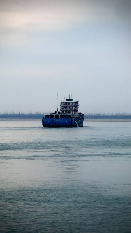 江上孤船行图片