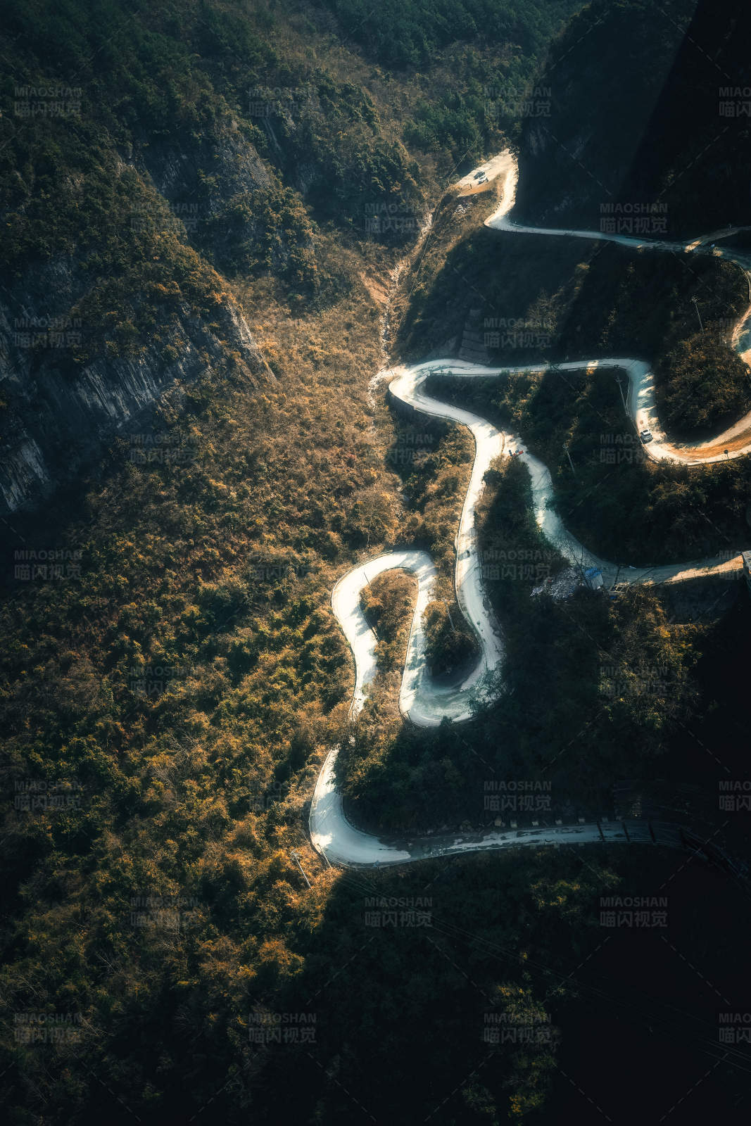 山路十八弯图片