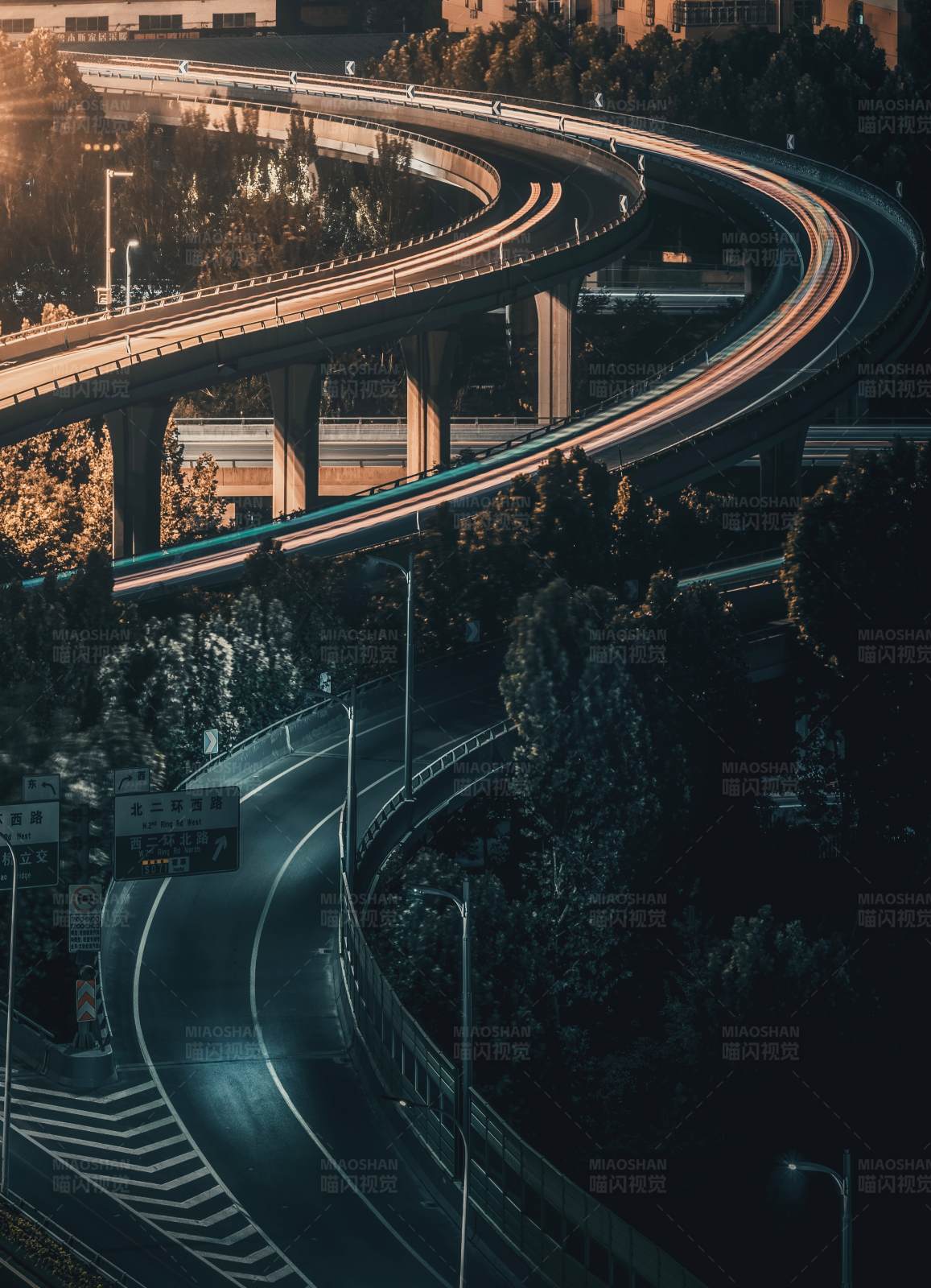 城市高架桥夜景图片