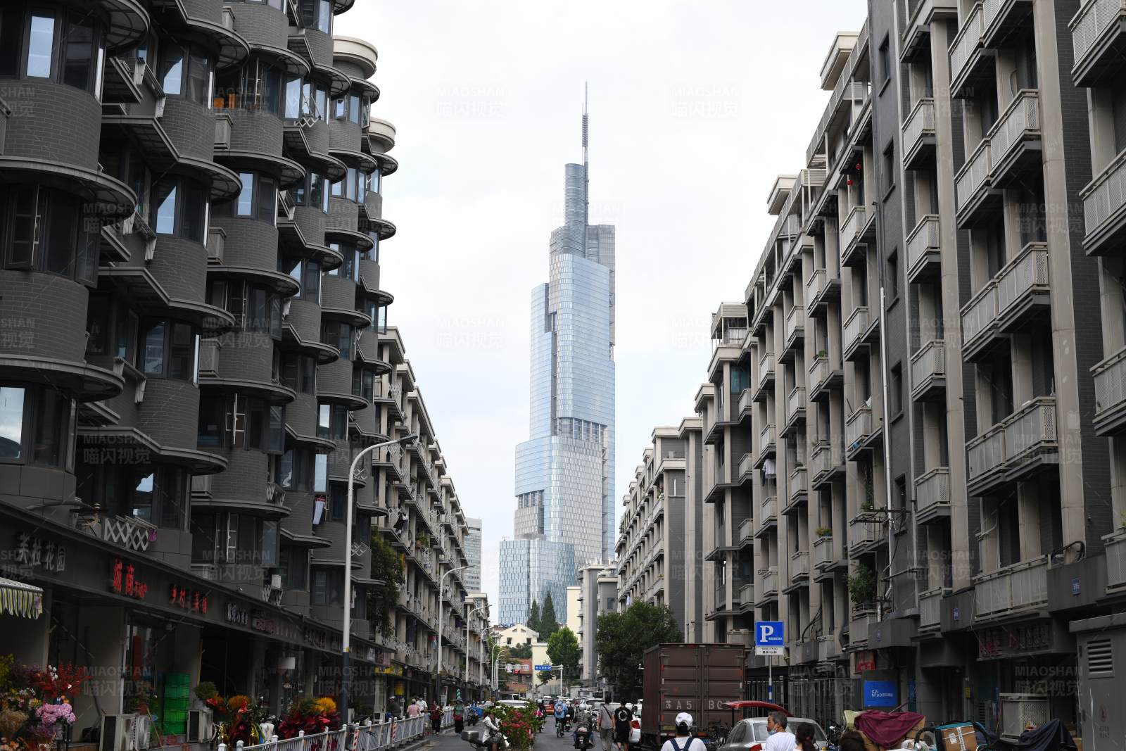 南京紫峰大厦图片