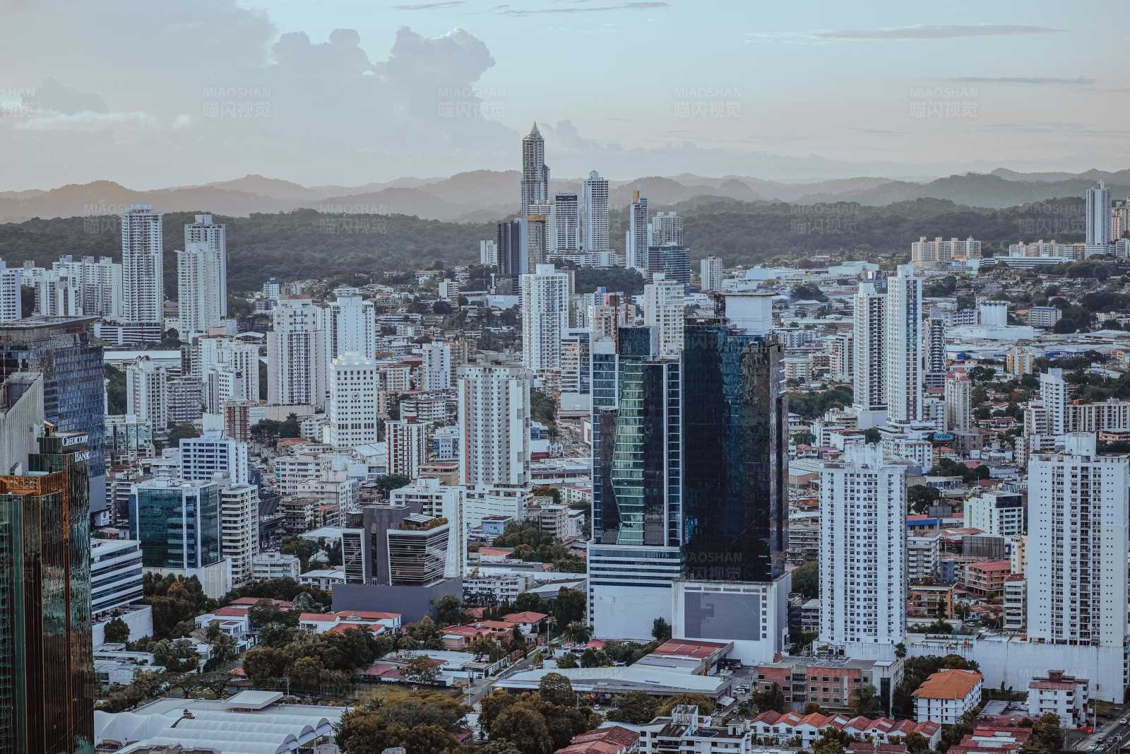 城市天际线图片