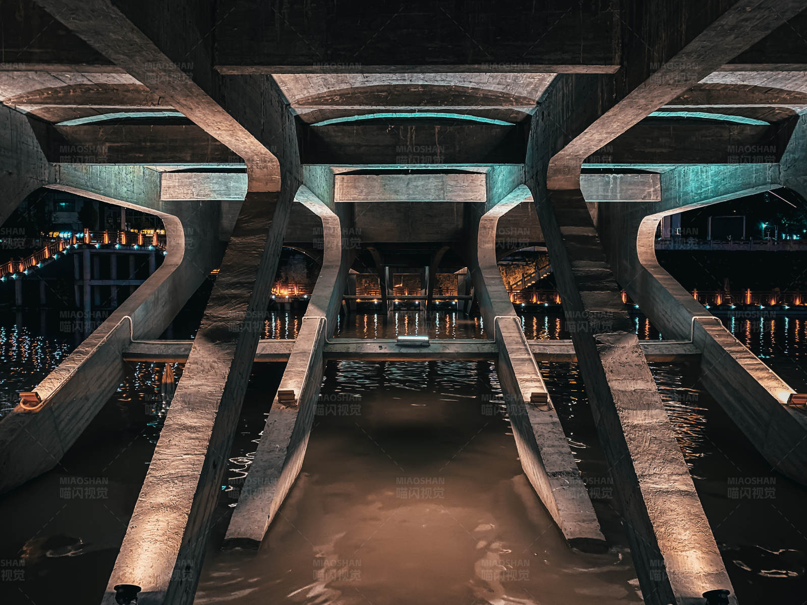 建始风雨桥水下桥梁结构图片