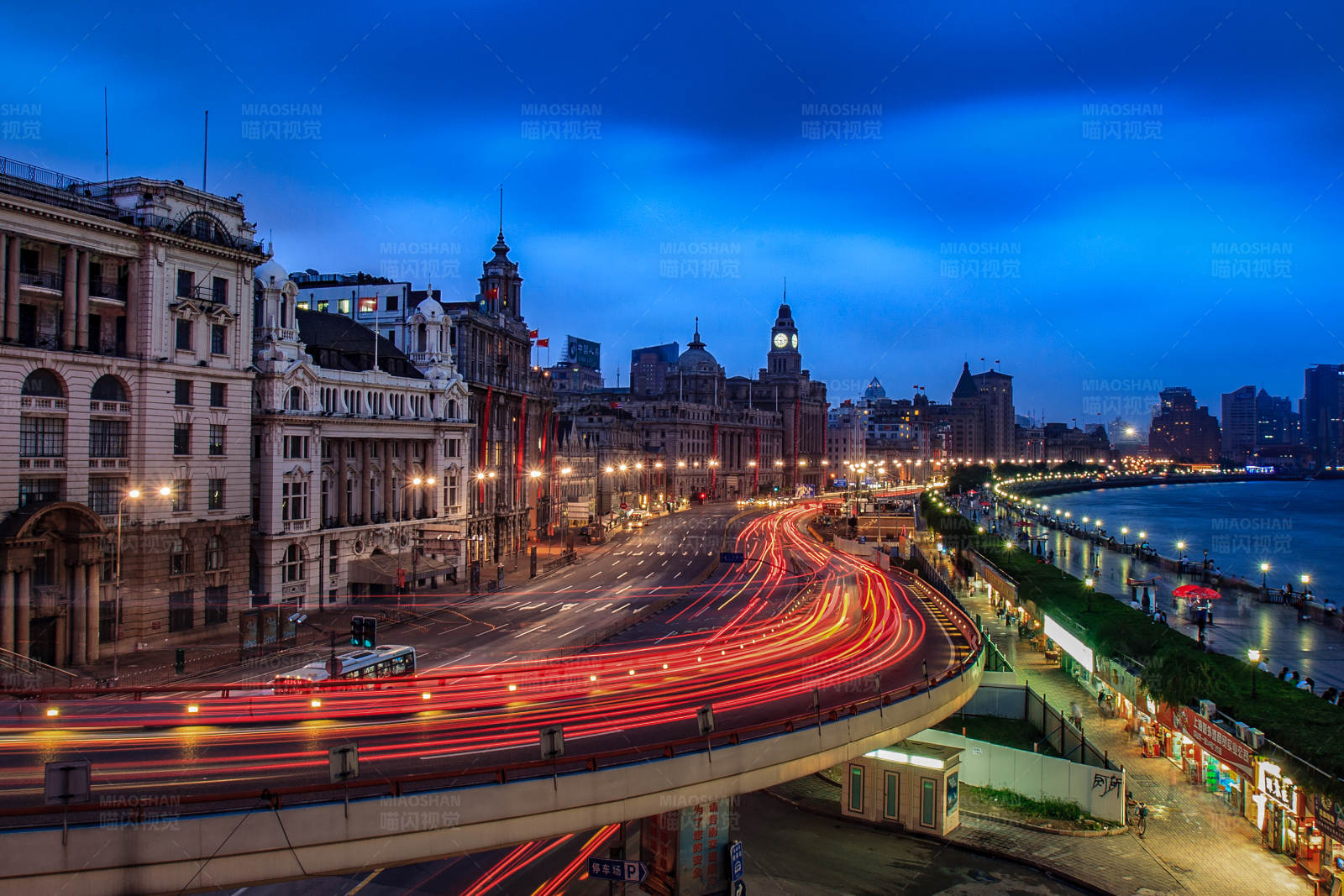 外滩夜景图片