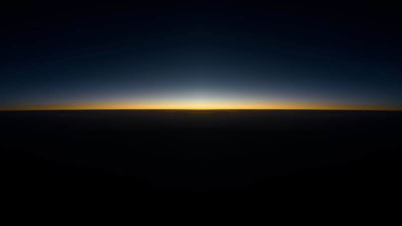 地平线上的日出图片