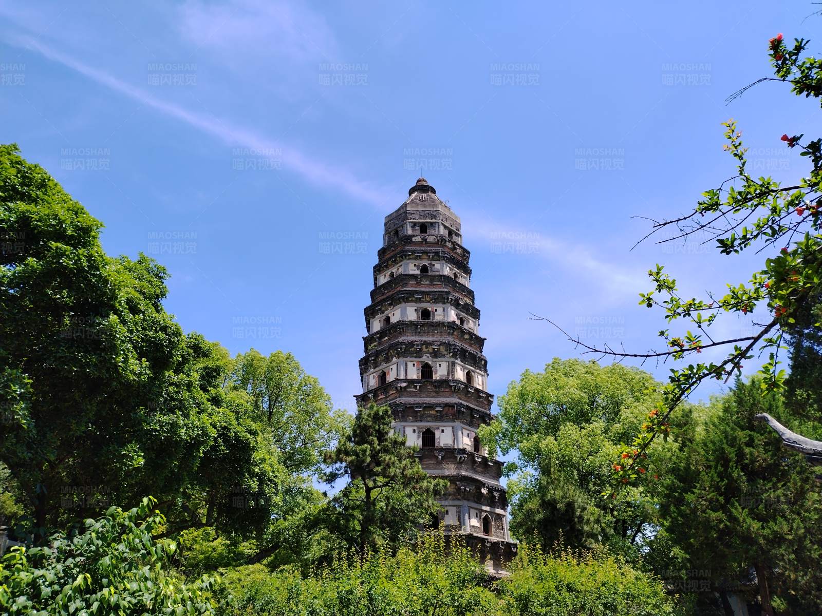 苏州虎丘云岩寺塔图片