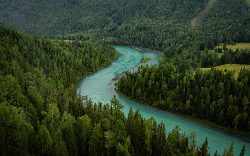 喀纳斯月亮湾图片