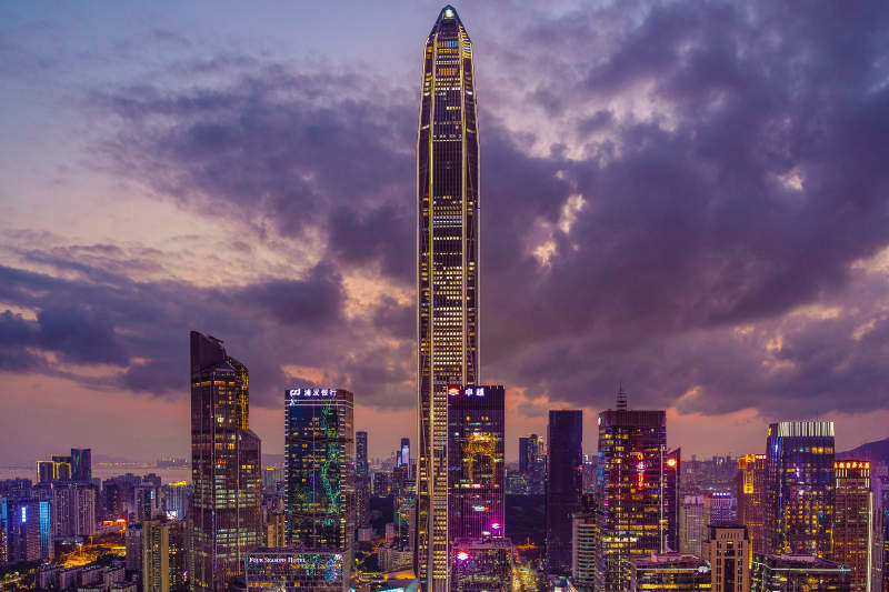 深圳平安大厦晚霞图片