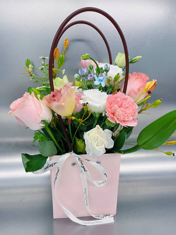 花篮里的春天图片