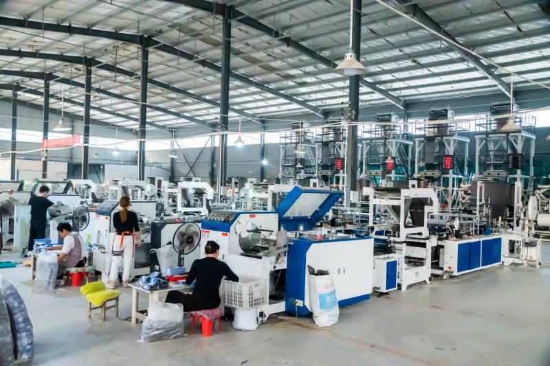 工厂车间生产场景图片