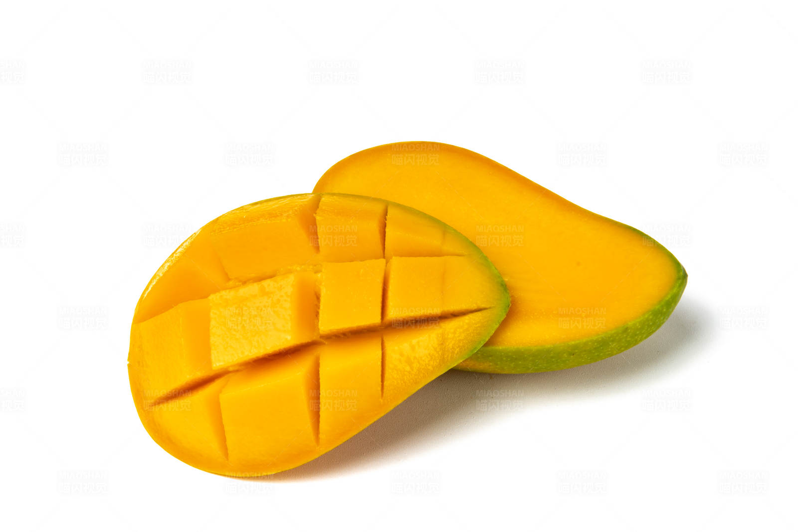 切开的芒果展示图片
