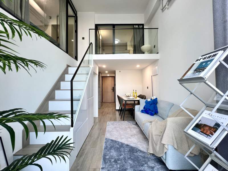 现代复式公寓内部设计图片