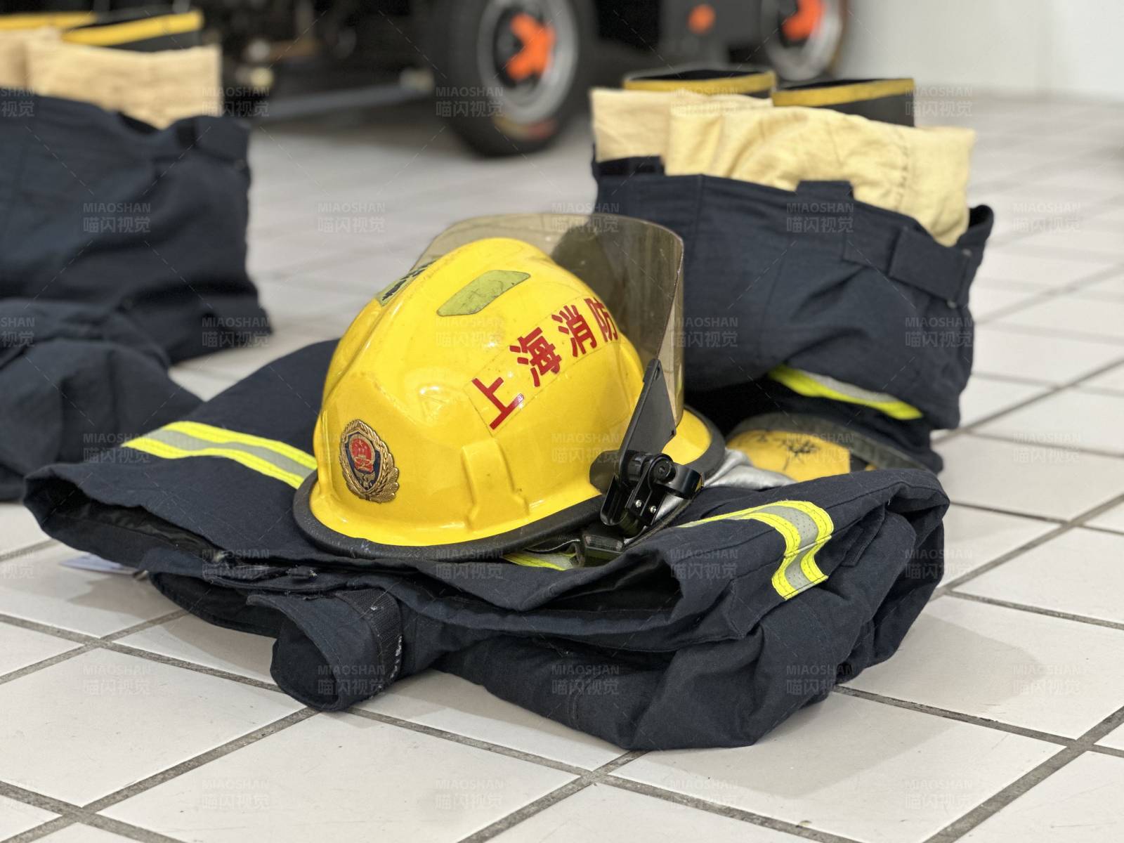 消防装备静候出征图片