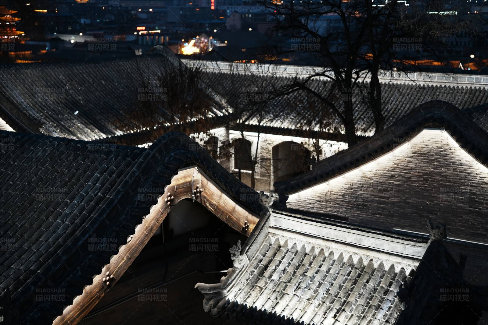 夜色古建筑图片