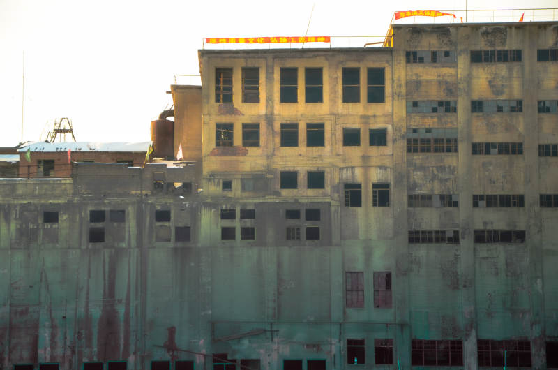 旧工厂的黄昏图片