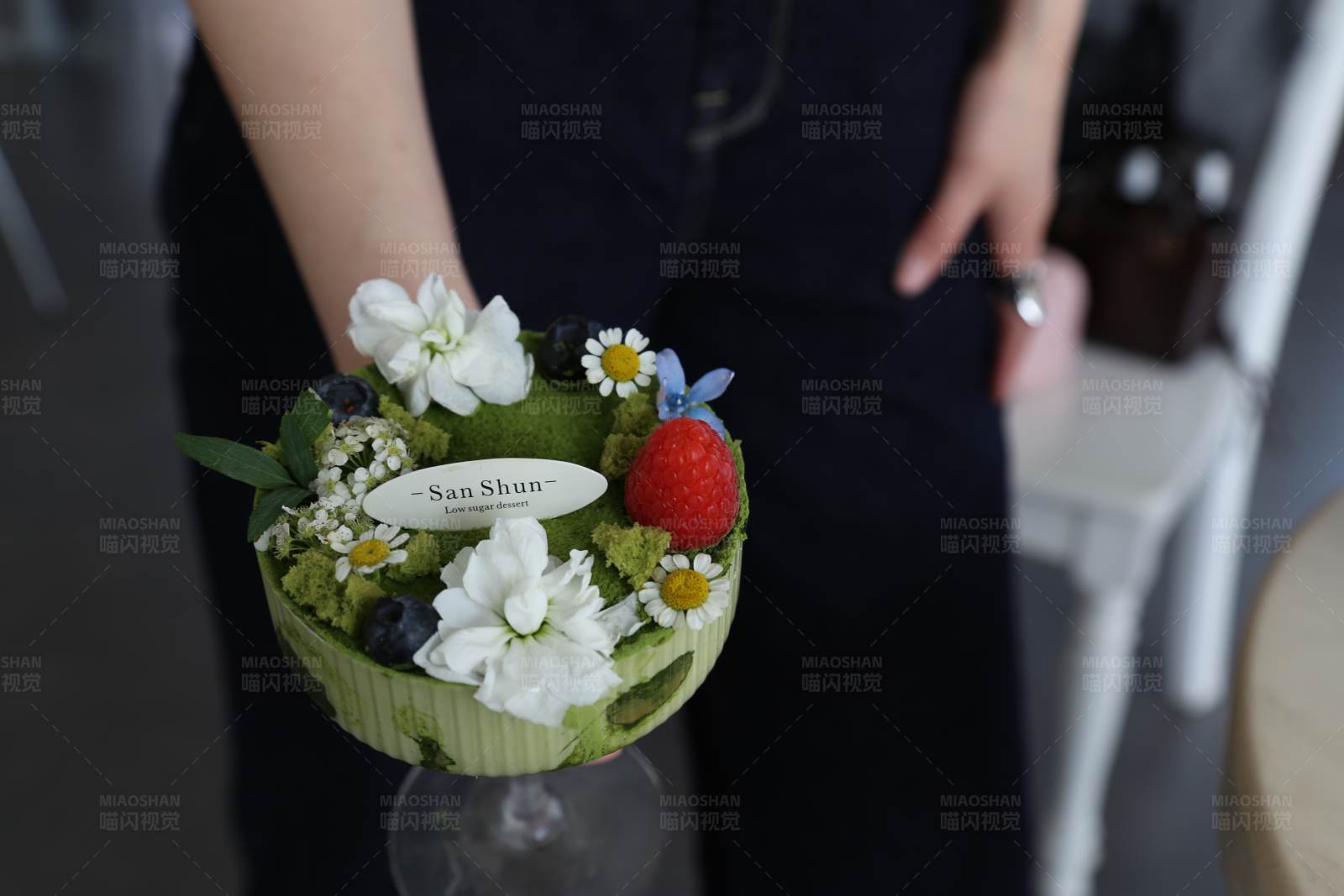 花艺鸡尾酒杯展示图片