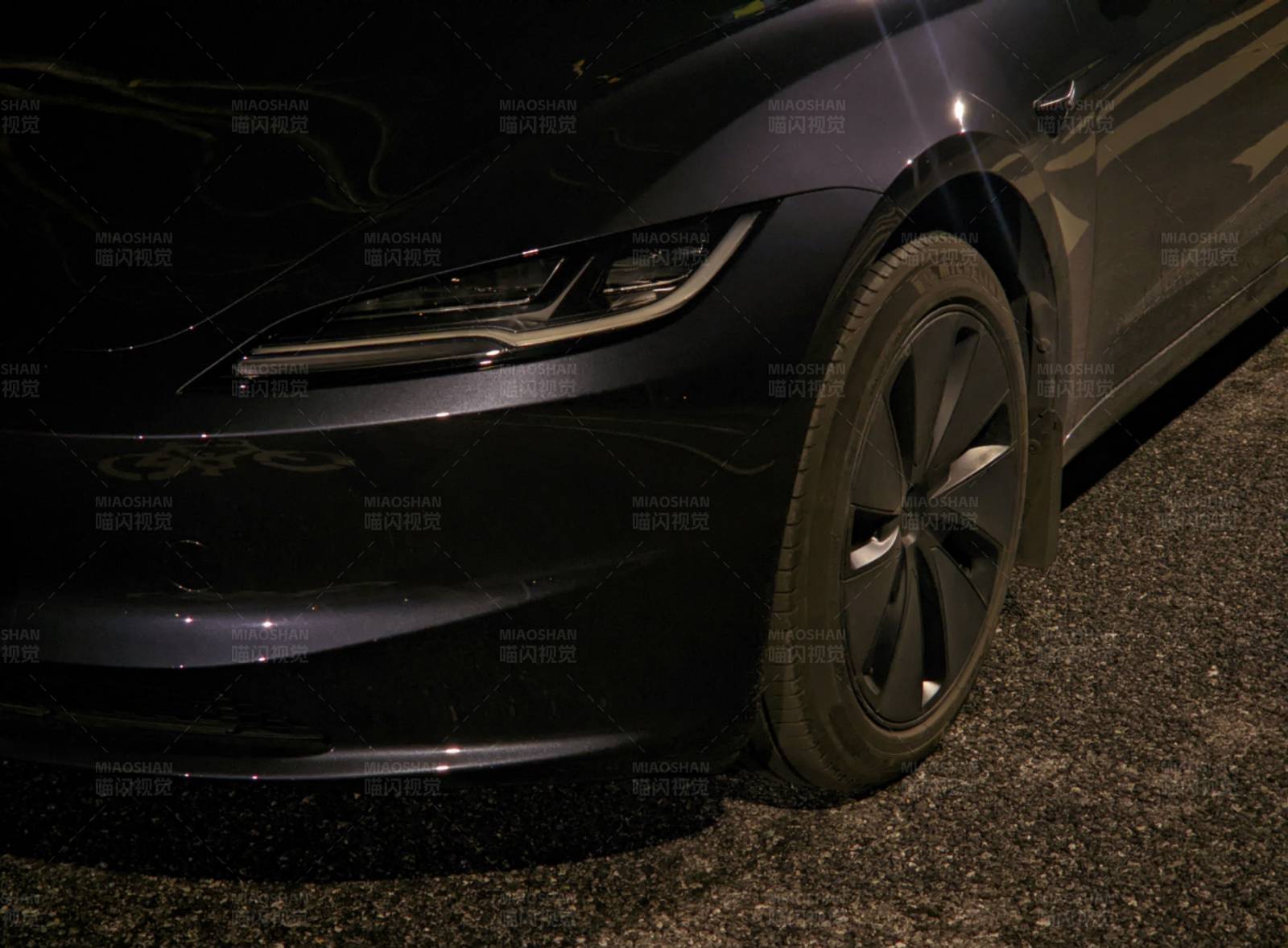 特斯拉Model 前脸特写图片