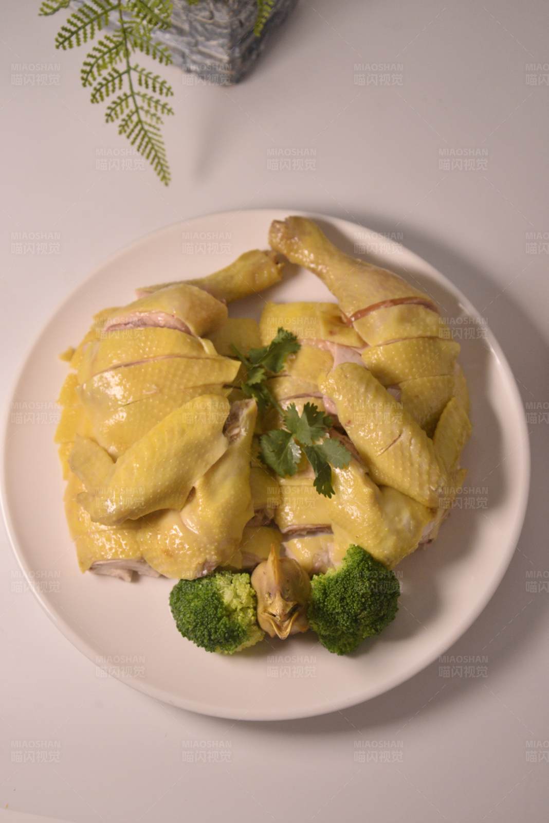 白切鸡与西兰花图片