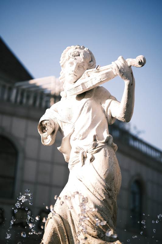 音乐喷泉雕像图片