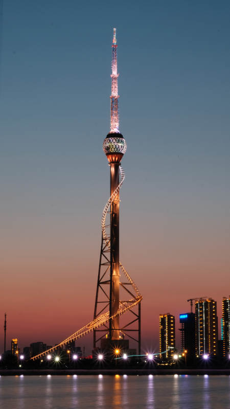 临沂电视塔夜景图片