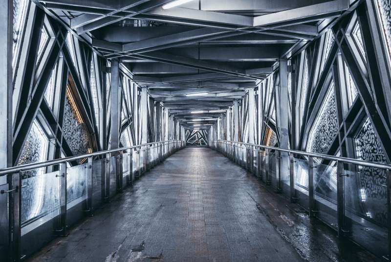 钢铁科技感桥内结构图片