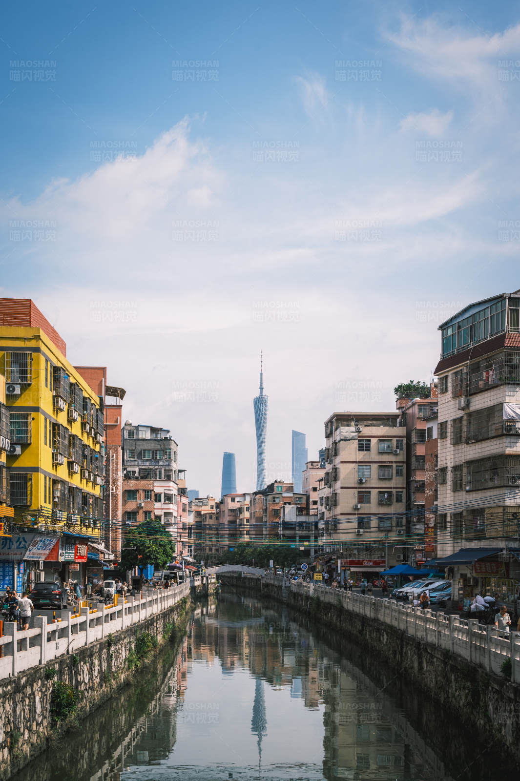 广州塔与老城区图片