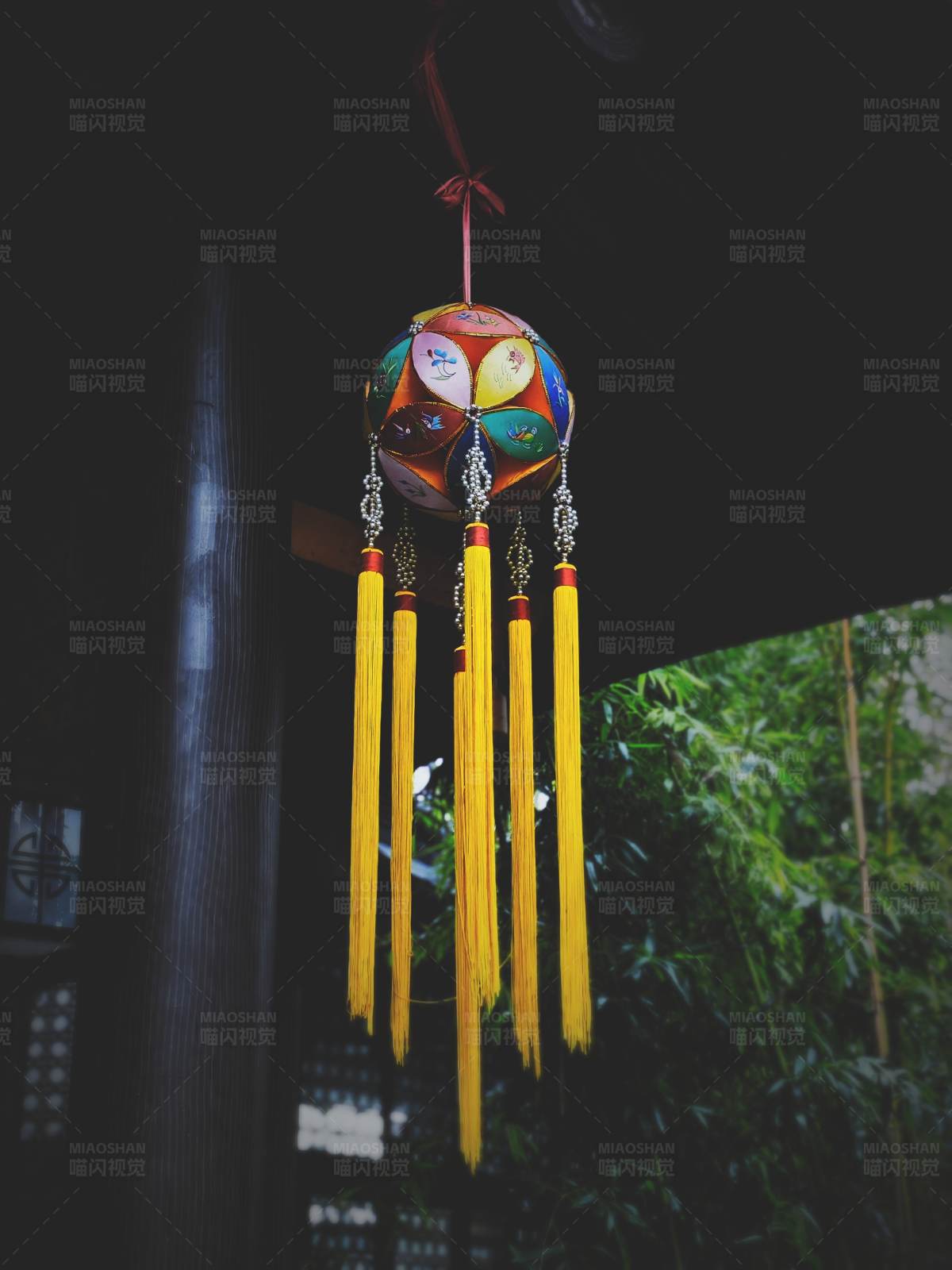 彩色风铃挂饰图片