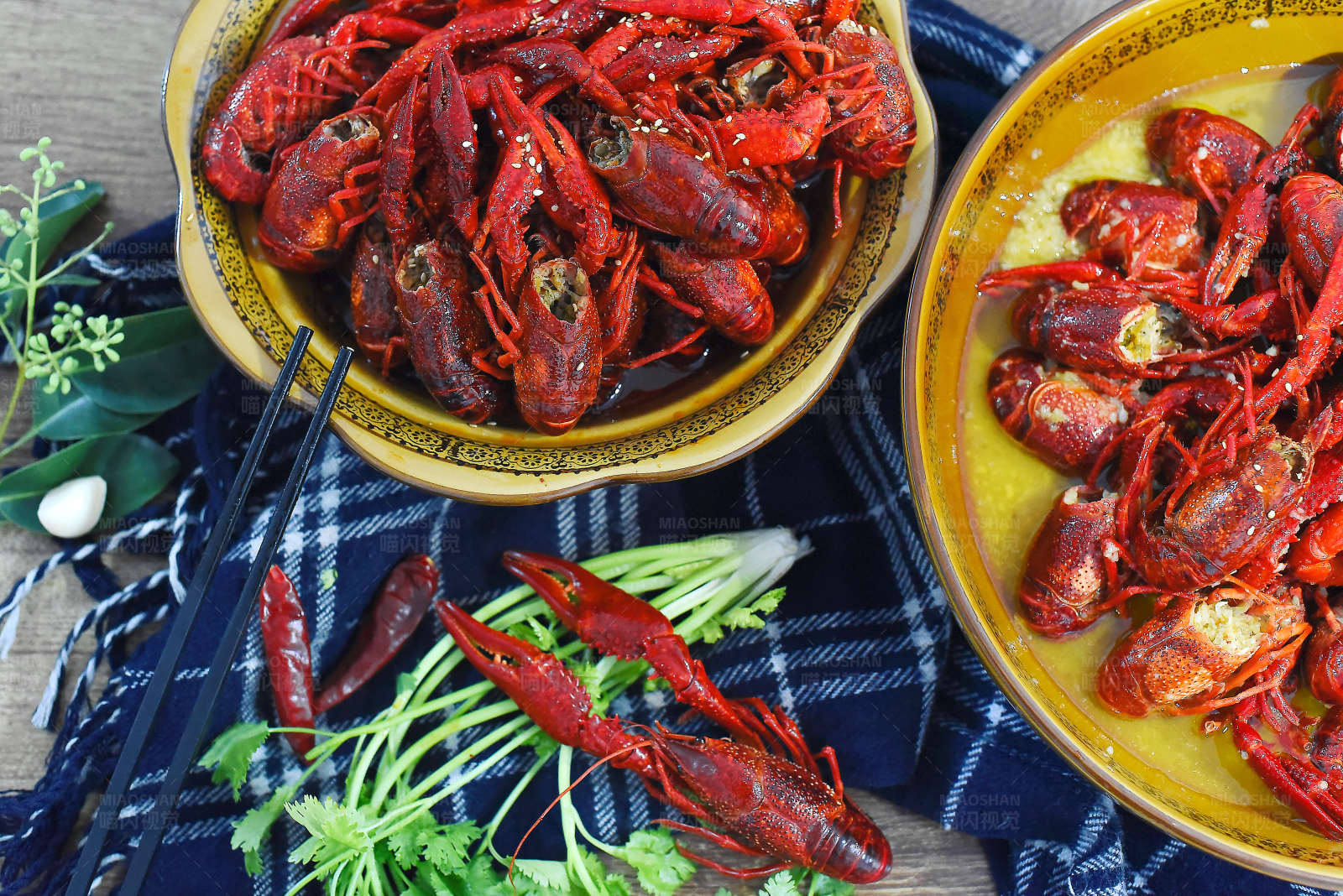 麻辣小龙虾盛宴图片