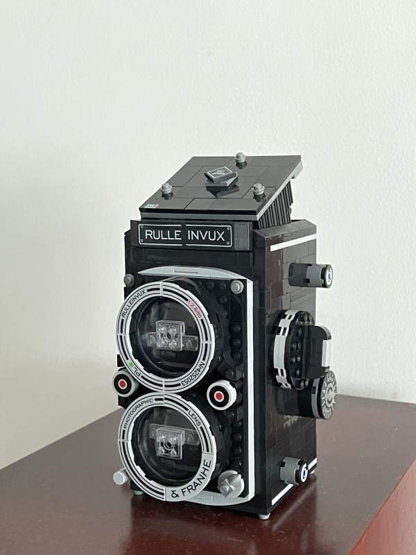 乐高双反相机模型展示图片