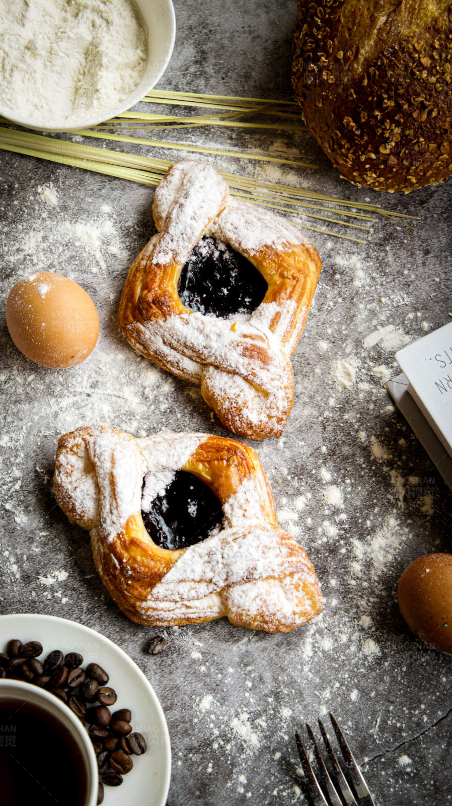 甜蜜早餐 果酱面包图片