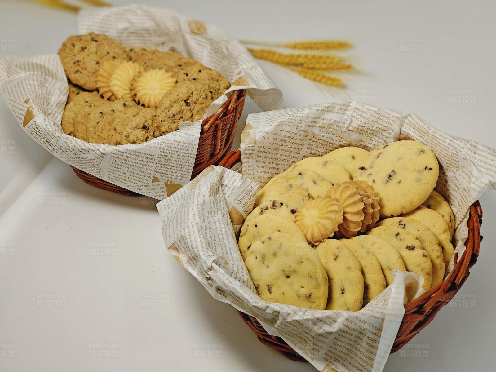 篮子里的美味饼干图片