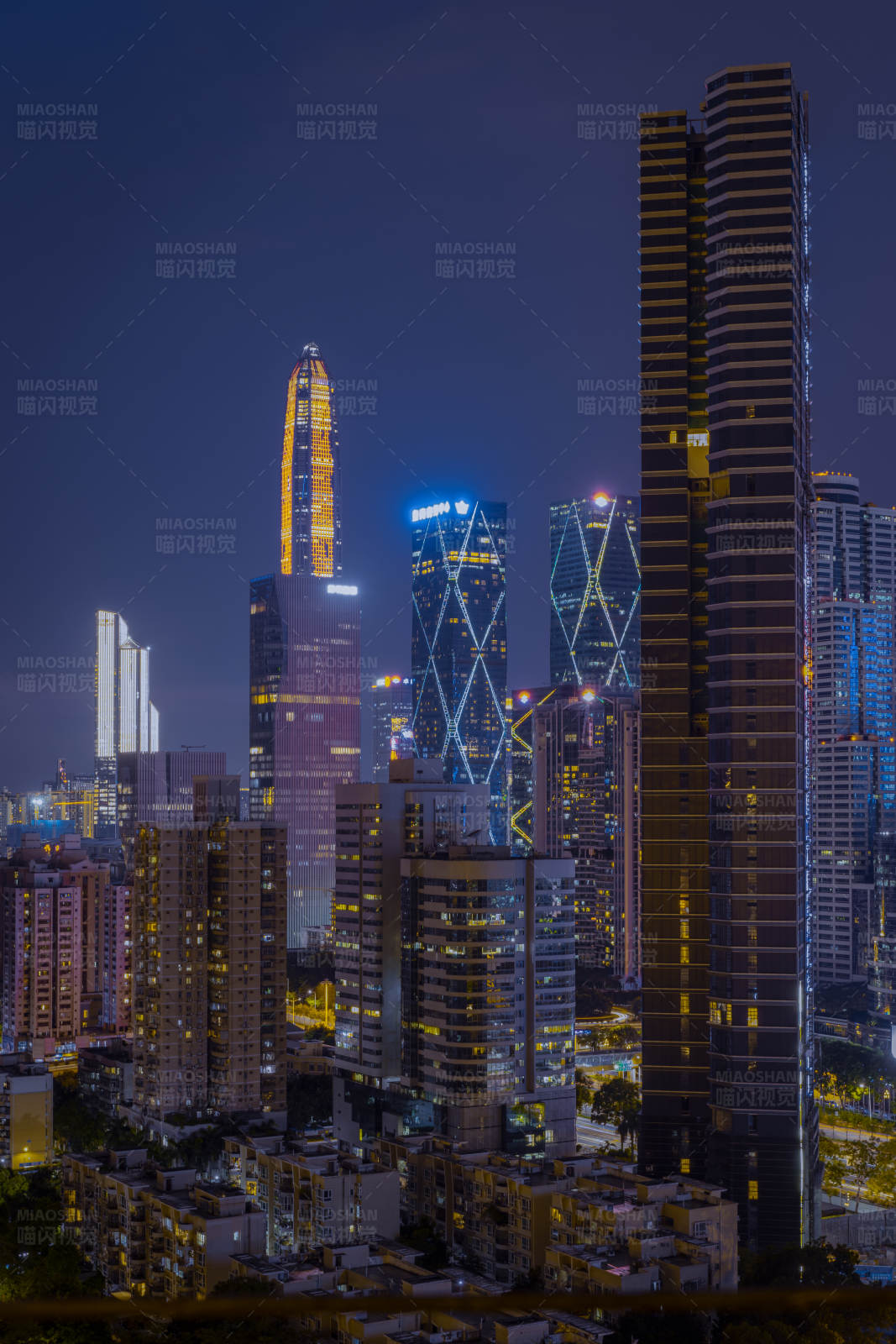 深圳夜景高楼大厦图片