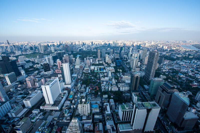 城市天际线的壮丽景色图片