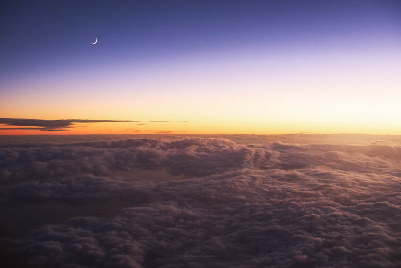 高空日出云海图片