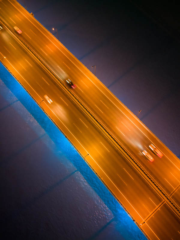 夜间高架桥车流图片