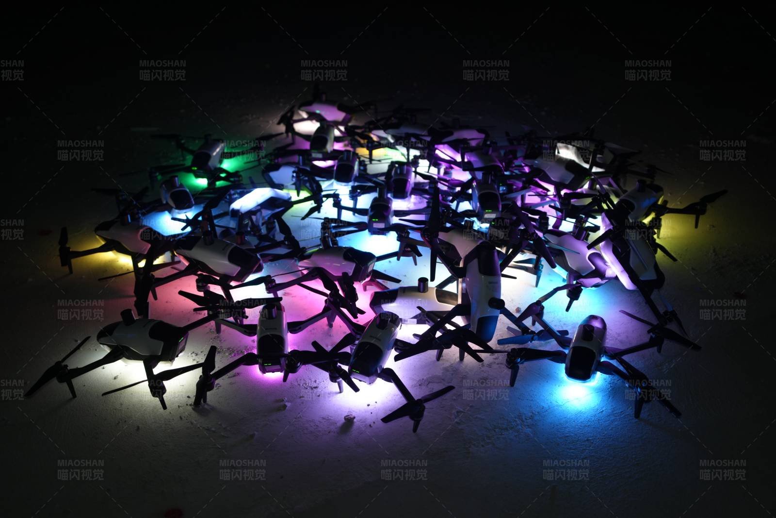 无人机灯光秀图片