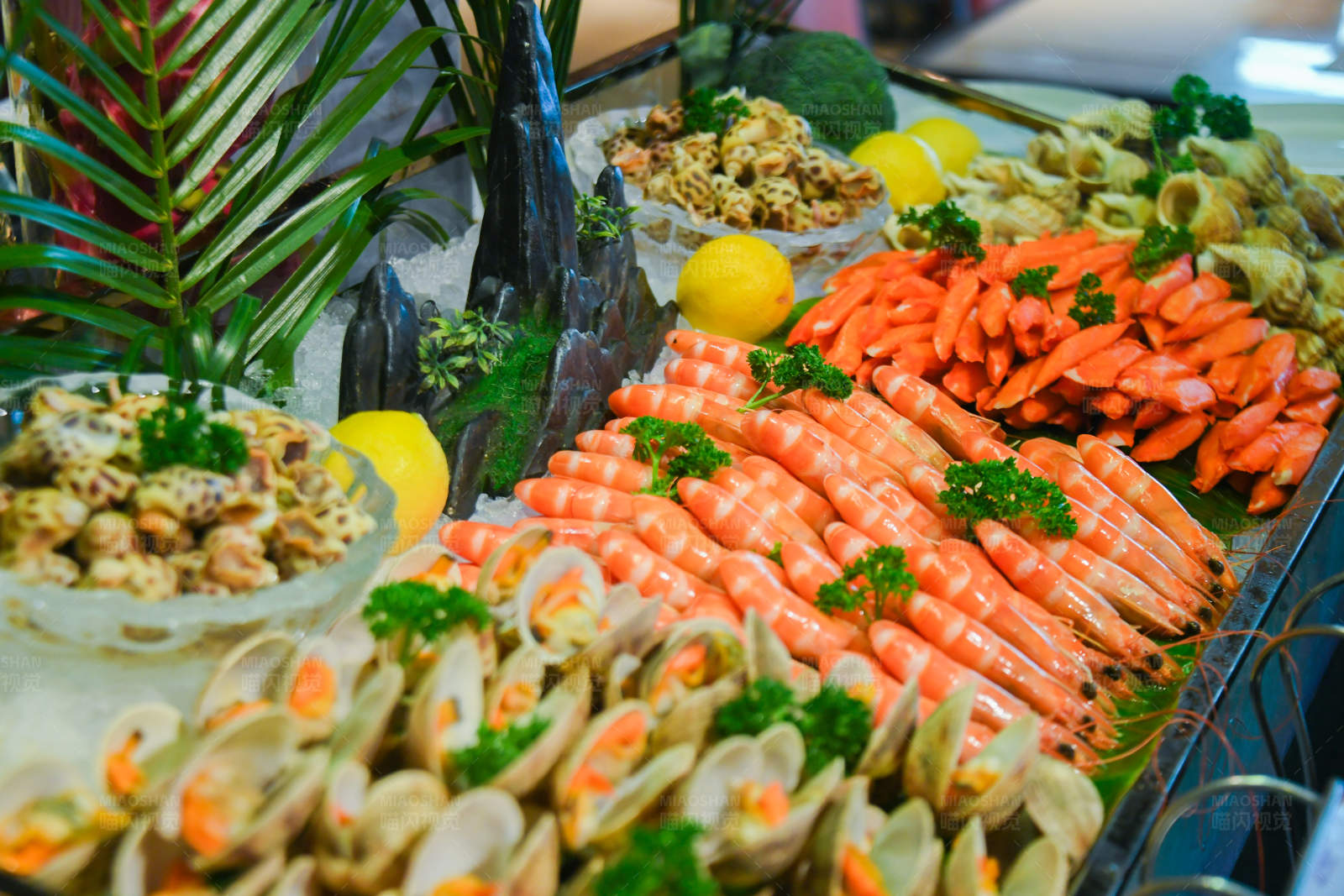 海鲜自助餐展示图片
