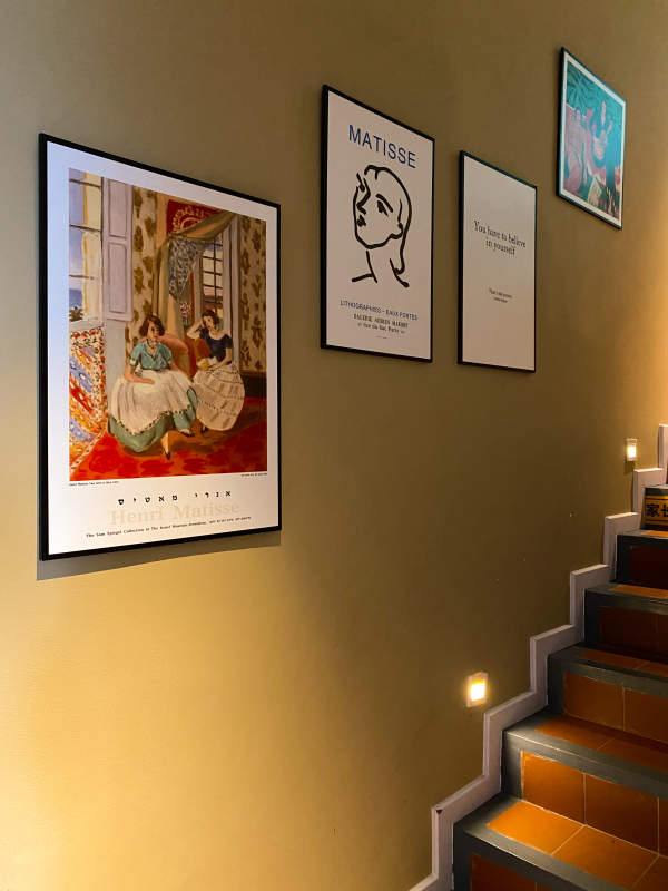 艺术海报楼梯墙图片