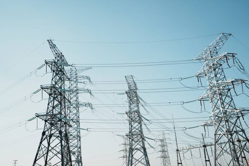 电力传输塔图片