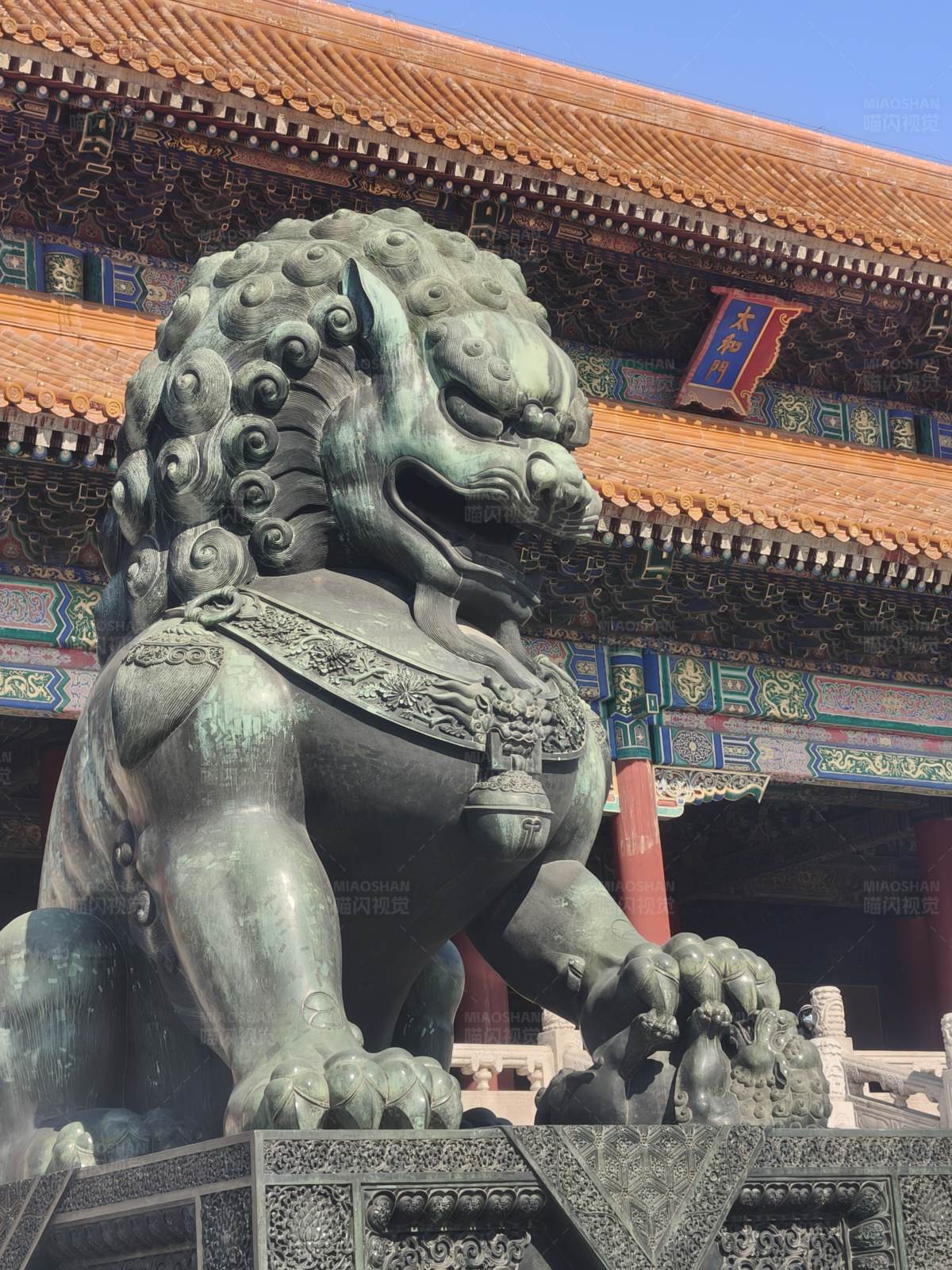 故宫铜狮图片