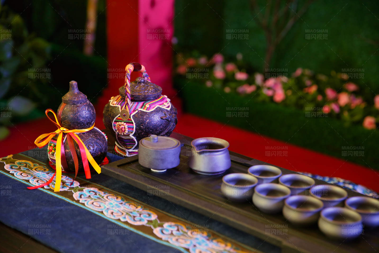 茶具与葫芦装饰图片