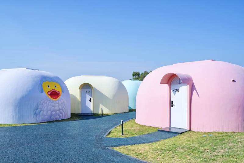 彩色泡泡屋度假村图片