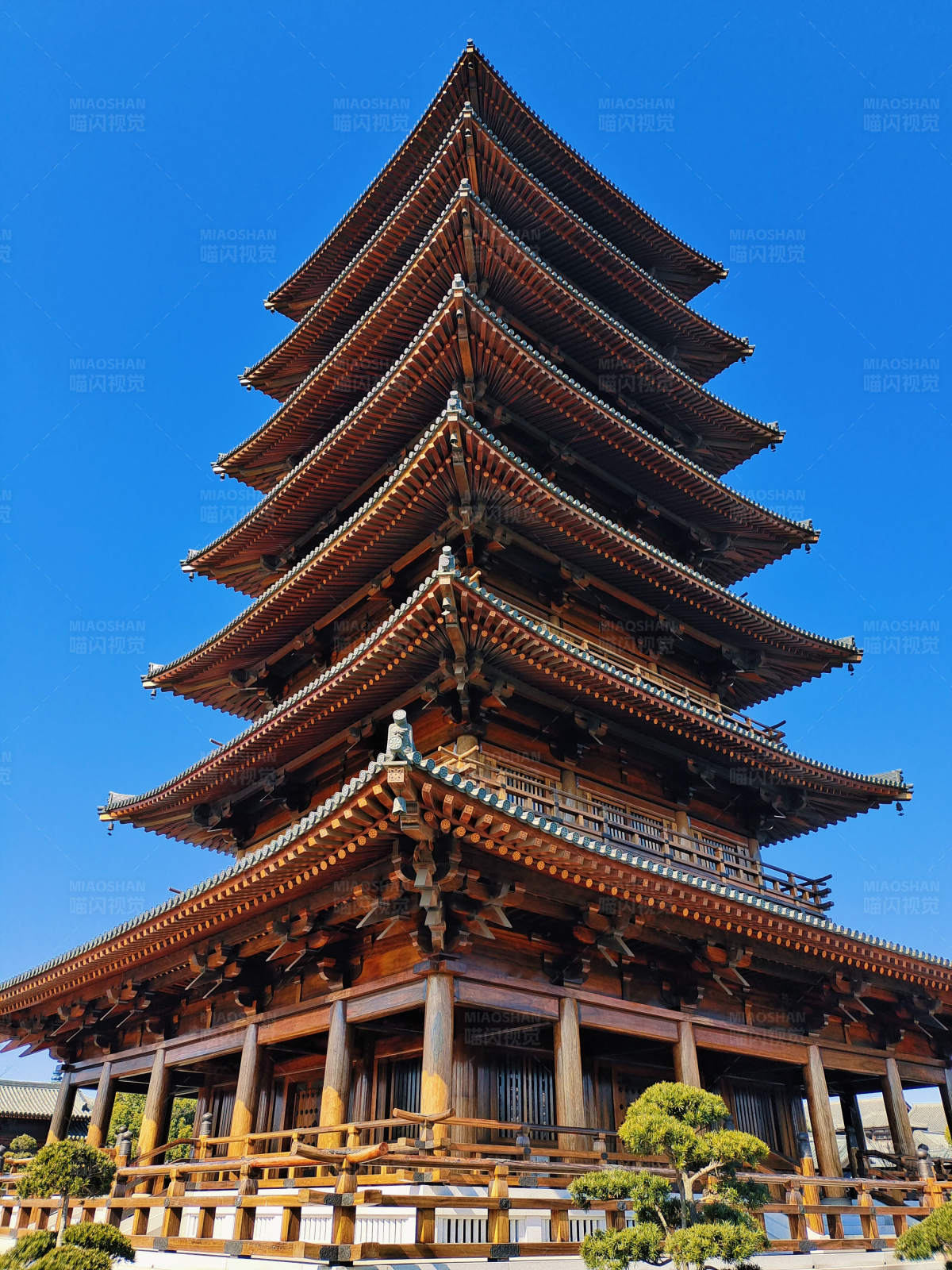 晚唐风建筑宝山寺图片