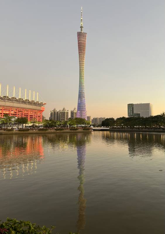 广州塔映珠江图片