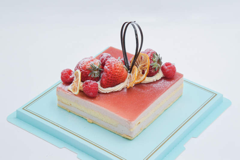 草莓慕斯蛋糕图片