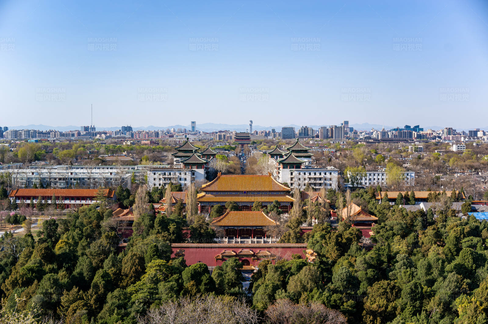 北京中轴线遥望鼓楼图片