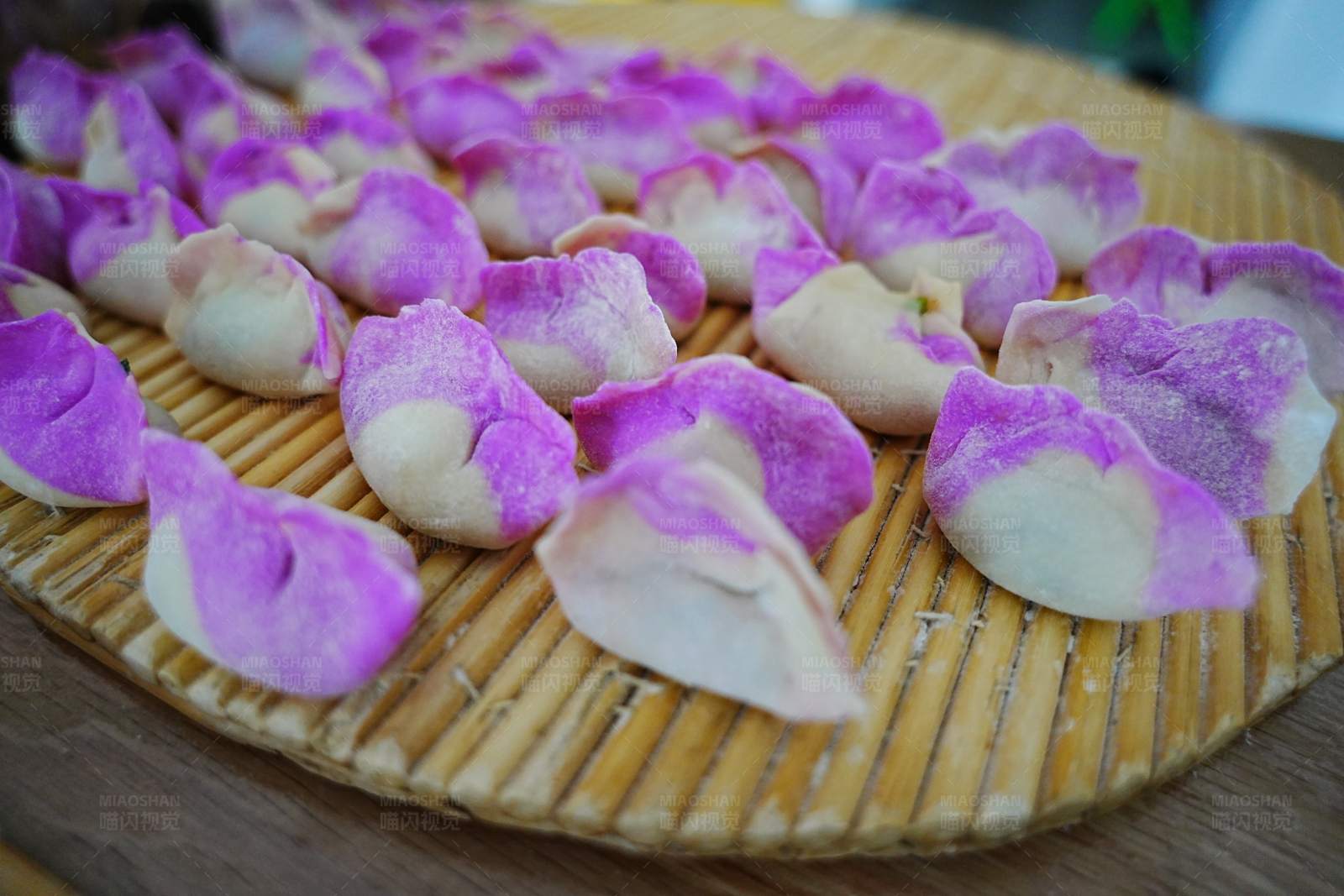 紫薯饺子图片