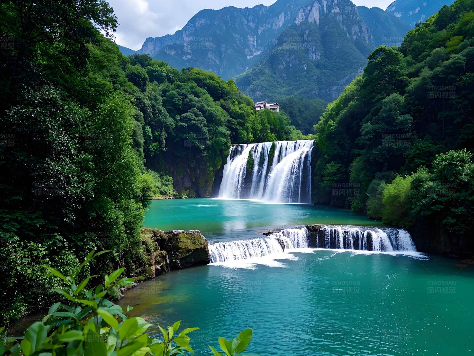 山谷瀑布美景图片